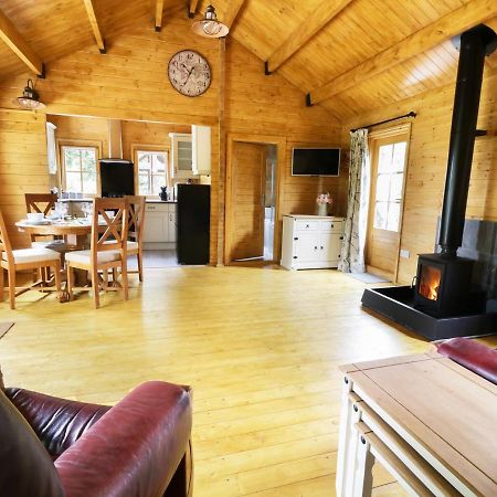 Acorn Lodge Saxmundham Exteriör bild