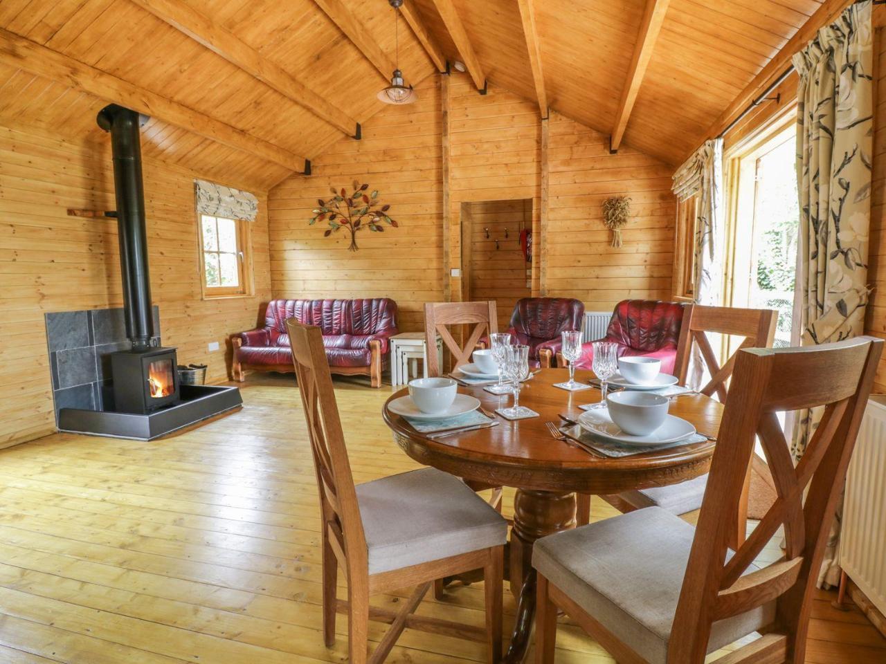 Acorn Lodge Saxmundham Exteriör bild